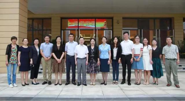 念师恩：杭州市委常委、宣传部长戚哮虎一行莅临北师大附中慰问参观